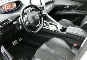 Peugeot 3008 II Crossover 1.5 BlueHDI 130KM 2018 Peugeot 3008 Peugeot 3008 1.5 BlueHDi Allure SampS EAT8 1.5 Diesel 130KM, zdjęcie 16