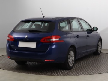 Peugeot 308 II SW Facelifting 1.2 PureTech 130KM 2019 Peugeot 308 1.2 PureTech, Automat, Navi, Klima, zdjęcie 4