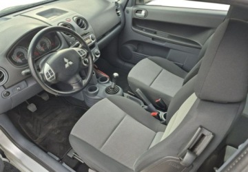 Mitsubishi Colt VI Hatchback 1.3 i 16V CZ3 95KM 2009 Mitsubishi Colt Mitsubishi Colt Zadbany Klimatyzacja Gotowy do jazdy, zdjęcie 8