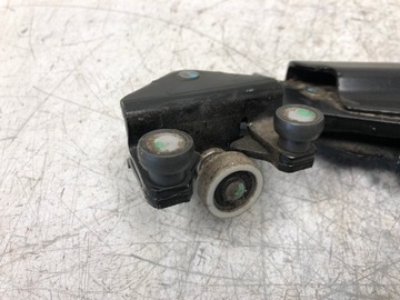 РОЛИК РАЗДВИЖНОЙ ДВЕРИ RENAULT MASTER III IV 745961469R