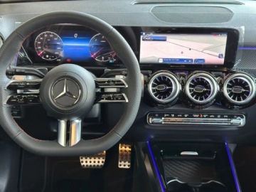 Mercedes GLB SUV 2.0 200d 150KM 2025 MERCEDES-BENZ GLB 200 d 4-Matic AMG Line 2.0 (150KM) 2025, zdjęcie 8