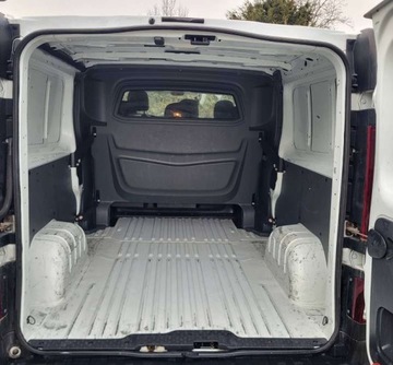 Renault Trafic III Furgon 1.6 dCi 120KM 2016 Renault Trafic Renault Trafic dCi 120 L2H1 Komfort 6- osobowy, brygadowka, zdjęcie 4