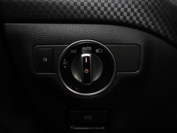 Mercedes Klasa A W176 Hatchback 5d Facelifting 220 184KM 2017 Mercedes A 220 4x4 automat full LED półskóra,, zdjęcie 32