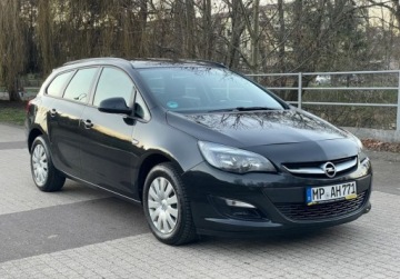 Opel Astra J Sports Tourer Facelifting 1.6 CDTI ecoFLEX 110KM 2015 Opel Astra J 1.6 CDTI, Nowy ROZRZAD 1.6 Diesel 110KM, zdjęcie 1