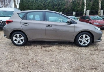 Toyota Auris II Hatchback 5d Facelifting 1.2 D-4T 116KM 2016 Toyota Auris Automat Bogata wersja Zarejestrowany 1.2 Benzyna 116KM, zdjęcie 14
