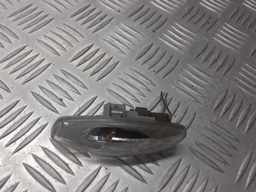 SMĚROVKA W BLATNÍKU LEVÝ CITROEN C5 III 2.0 HDI
