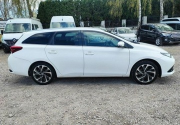 Toyota Auris II 2016 Toyota Auris Automat Super stanTylko 84.000km Zarejestrowany 1.2 Benzyna, zdjęcie 11