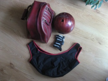 Оригинальный набор аксессуаров: бейсбольный мяч и т. д.