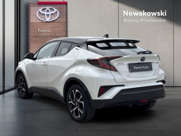 Toyota C-HR I Crossover 1.8 Hybrid 122KM 2019 Toyota C-HR 1.8 Hybrid Selection 1.8 Hybrid Select, zdjęcie 1