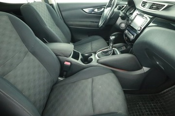 Nissan Qashqai II Crossover 1.2 DIG-T 115KM 2016 Nissan Qashqai 1.2 DIG-T, Salon Polska, Navi, zdjęcie 6