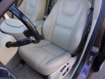 Volvo XC40 2027 VOLVO XC-60 2.4 Diesel, zdjęcie 29