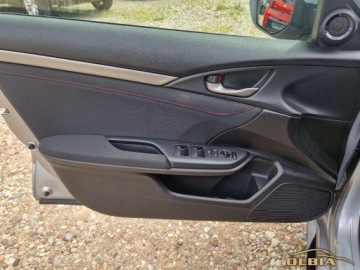 Honda Civic X Hatchback 5d 1.0 VTEC TURBO 126KM 2019 Honda Civic Salon Polska Faktura Vat Niski przebieg Benzyna 126KM, zdjęcie 18