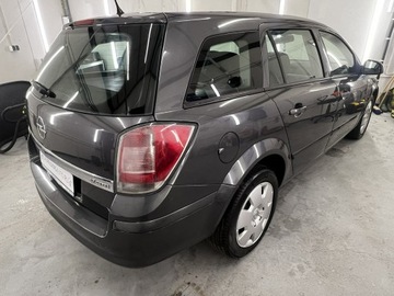 Opel Astra H Sedan 1.7 CDTI ECOTEC 100KM 2010 Opel Astra Raty Zamiana Gwarancja 2010 bez rdzy, zdjęcie 5