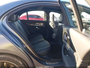 Mercedes Klasa E W213 2019 Mercedes-Benz Klasa E Amg 63 S 4Matic 2019 4.0 Benzyna 603KM, zdjęcie 12