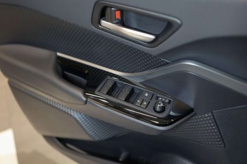 Toyota C-HR I Crossover Facelifting 1.8 Hybrid 122KM 2022 Toyota C-HR 1.8 Hybrid GPF GR Sport 1.8 Hybryda 122KM, zdjęcie 19