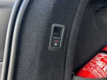 Audi A4 B9 Avant 2.0 TDI 190KM 2016 Audi A4 Avant S Line Reflektory LED Apple CarPlay Android Auto Aktywny tem, zdjęcie 15