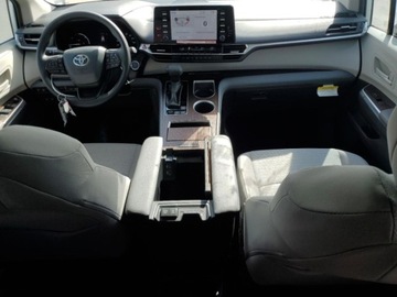 Toyota Sienna III 2024 Toyota Sienna Le, 2024r., 2.5L 2.5 Benzyna 245KM, zdjęcie 5