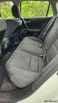 Honda Accord VIII Kombi 2.0 VTEC 156KM 2011 Honda Accord Honda Accord 2.0i Klima Biala perla Zadbany 2.0 156KM, zdjęcie 17