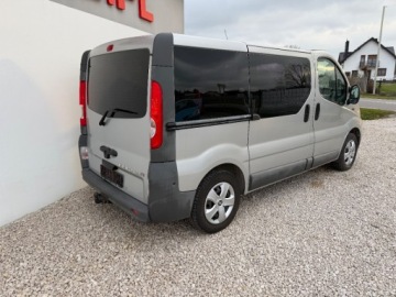 Opel Vivaro A Combi L1 2.0 CDTI 115KM 2014 Opel Vivaro Vivaro 2.0 Cdti- 9-cioosobowy - 105 000km 2.0 Diesel 114KM, zdjęcie 7