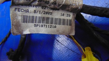 ALTEA 2005 R SVAZEK Z DVEŘE LEVÝCH PŘEDNÍCH 5P1971121A
