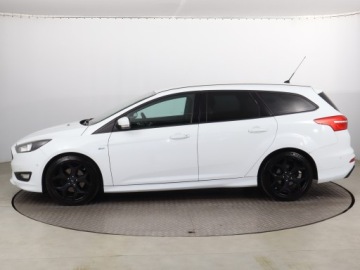 Ford Focus III Kombi Facelifting 2.0 TDCi 150KM 2016 Ford Focus 2.0 TDCi, Klima, Parktronic, zdjęcie 2
