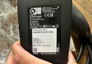 Mercedes EQA EQC New Wall Charger 16A Original (синяя вилка)