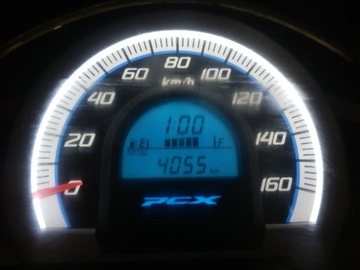 Honda PCX 125 17r левый обтекатель задний задний
