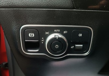 Mercedes GLA II Off-roader 1.3 200 163KM 2022 Mercedes-Benz GLA 163KM Automat 7G-DCT AMG Line SalonPL SerwsiASO Iwl. FV2, zdjęcie 29