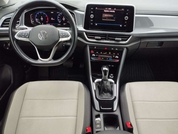 Volkswagen T-Roc I SUV Facelifting 1.5 TSI ACT 150KM 2022 Volkswagen T-Roc 1.5 TSI 150KM Style DSG Grzane FoteleVirtualAndroidSalon, zdjęcie 21