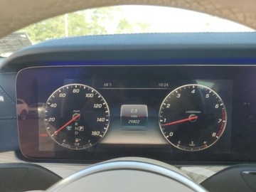 Mercedes Klasa E W213 2020 Mercedes-Benz Klasa E 2020, 3.0L, 4x4, od ubezpieczalni 3.0 Benzyna 362KM, zdjęcie 9