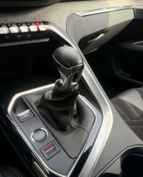 Peugeot 3008 II Crossover Facelifting  1.2 PureTech 130KM 2021 Peugeot 3008 Peugeot 3008 1.2 PureTech GT SampS 1.2 Benzyna 130KM, zdjęcie 33