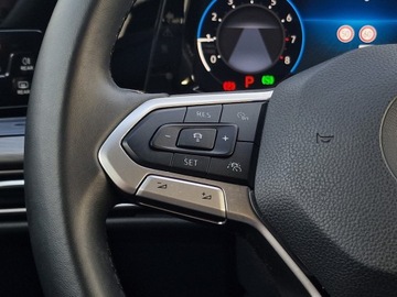 Volkswagen Golf VII Hatchback 5d Facelifting 1.5 TSI ACT 150KM 2020 Volkswagen Golf VIII 1.5 eTSI EVO Style DSG 150KM/, zdjęcie 31