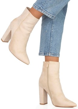 БОТИНКИ ИЗ ЗАМШИ КРЕМОВОГО НА ВЫСОКОМ КАБЛУКЕ С ВИНТАЖНЫМ ТИТОМ 41