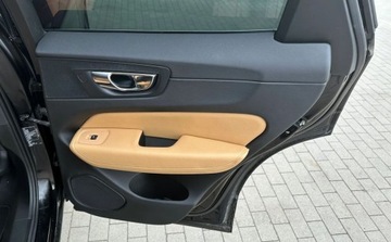 Volvo XC60 II Crossover D4 190KM 2018 Volvo XC 60 D4 Inscription 2018R, Kamera 360, Navi, Zarejestrowane w Polsce, zdjęcie 32