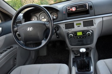 Hyundai Sonata IV Sedan 2.4 i 16V 161KM 2005 Hyundai Sonata V Comfort 2.4 MPI 162KM *TYLKO 142700km* Bogaty, Serwis, zdjęcie 20