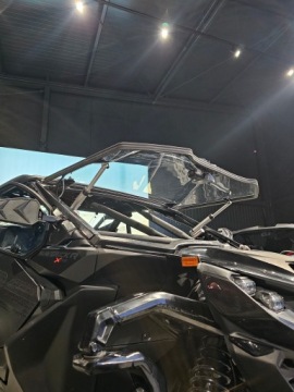 Ветровое стекло Maverick R с откидывающимся стеклом