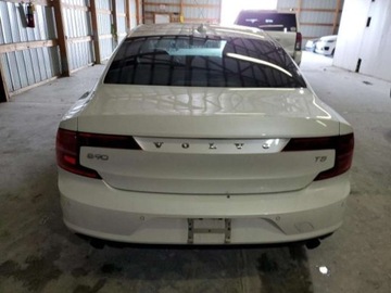 Volvo S90 II 2017 Volvo S90 2017 Volvo S90 T5 FWD Momentum 2.0 Benzyna 250KM, zdjęcie 3