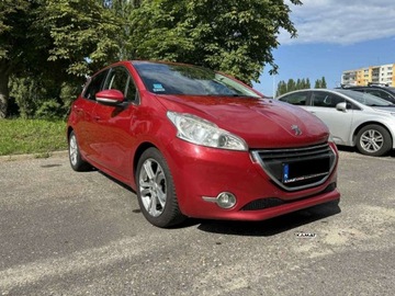 Peugeot 208 I Hatchback 3d 1.6 VTI 120KM 2014 Peugeot 208 Peugeot 208 1,6 Benzyna Salon Pl 1-szy wlasciciel Zamiana 1.6, zdjęcie 5