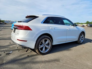 Audi Q8 2023 Audi Q8 Premium Plus 2023 3.0 Benzyna 335KM, zdjęcie 3