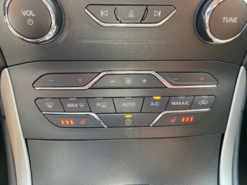 Ford Galaxy IV Van 2.0 TDCi 150KM 2016 Ford Galaxy AUTOMAT 7-MIEJSC KLIMATYZACJA NAWIGACJA GRZANE FOTELE KPL.OPON, zdjęcie 8