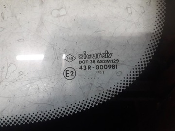 RENAULT KANGOO 03-08 SKLO (OKNO) DVEŘE POSUVNÝCH LEVÝ ZVEDANÁ