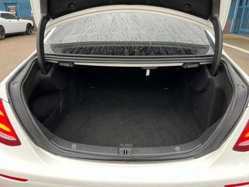 Mercedes Klasa E W213 Limuzyna 2.0 220d 194KM 2016 Mercedes-Benz Klasa E W213 Salon PL Automat Kamera Czujniki Pakiet Bu, zdjęcie 16
