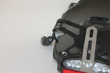 HONDA CBR 1000 RR SC 59 08-11 КРЕПЛЕНИЕ НА ПЛАТУ СИГНАЛОВ ПОВОРОТОВ EVOTECH CARB