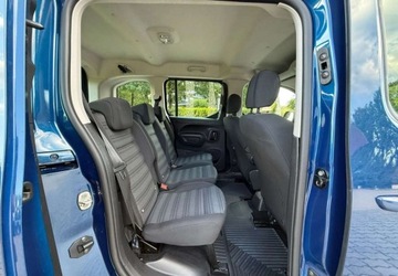 Opel Combo E Kombivan 1.2 Turbo 110KM 2020 Opel Combo Opel Combo 1.2 Turbo StartStop Innovation 1.2 Benzyna 110KM, zdjęcie 22