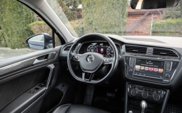 Volkswagen Tiguan II SUV 2.0 TDI BlueMotion Technology 240KM 2017 Volkswagen Tiguan 2.0BITdI 270KM R-line Fulll 4x4 Virtual Pano Camera Sko, zdjęcie 31