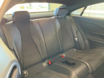 Mercedes Klasa E W213 2019 Mercedes-Benz E-Klasse E 200 4Matic AMG Line, zdjęcie 9