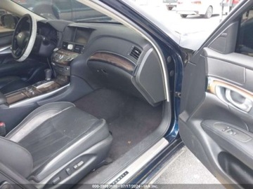 Infiniti Q70 2019 Infiniti Q70 2019 INFINITI Q70L 3.7 LUXE AWD 3.7 Benzyna 330KM, zdjęcie 5