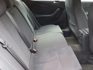 Volkswagen Passat B6 Variant 2.0 TDI 170KM 2006 VW Passat 2.0 TDI, 167 KM, Klima, Klimatronic, zdjęcie 8