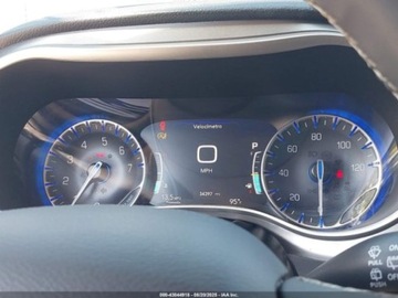 Chrysler Pacifica II 2022 Chrysler Pacifica Touring L 2022 3.6l 3.6 Benzyna 287KM, zdjęcie 9