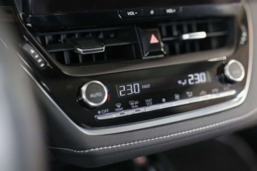 Toyota Corolla XII Sedan Facelifting 1.8 Hybrid 140KM 2024 Toyota Corolla 1.8 Hybrid Comfort 1.8 Hybryda 140KM, zdjęcie 17